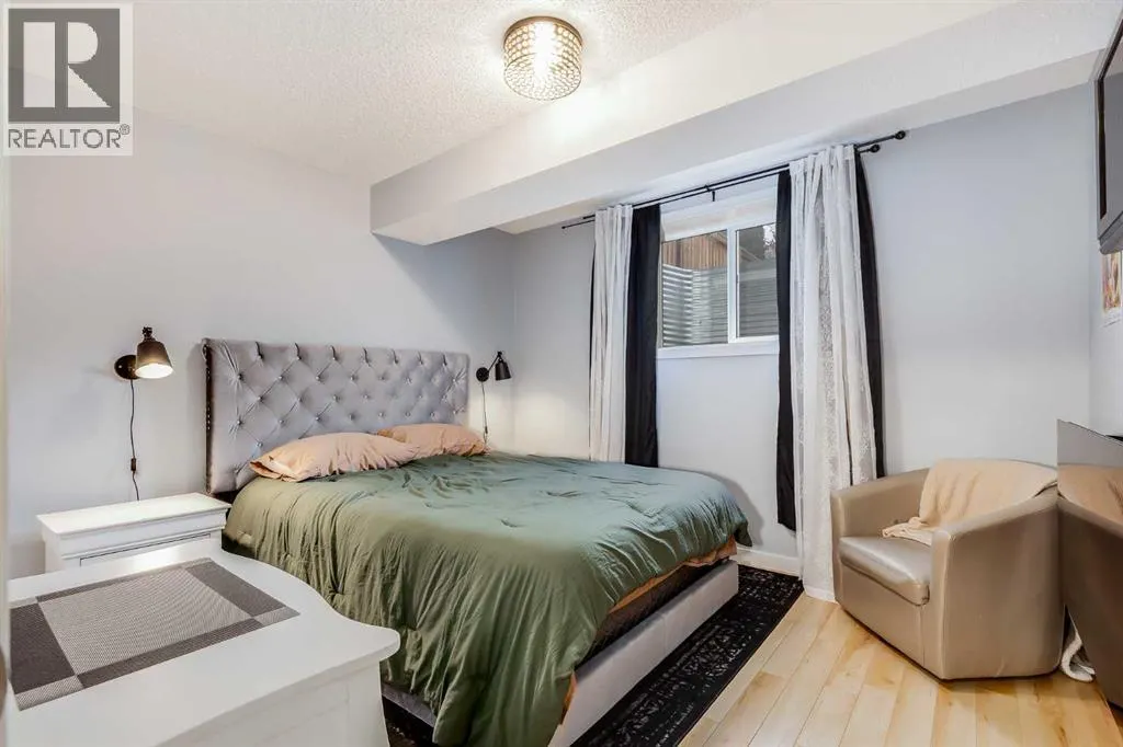 1908 Baywater Alley SW