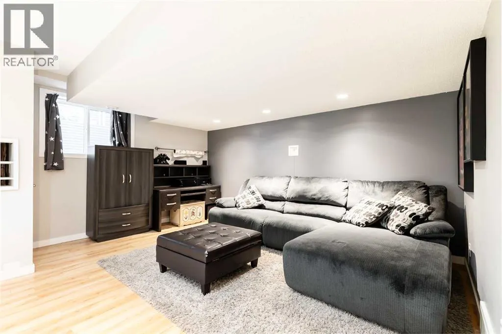 1908 Baywater Alley SW