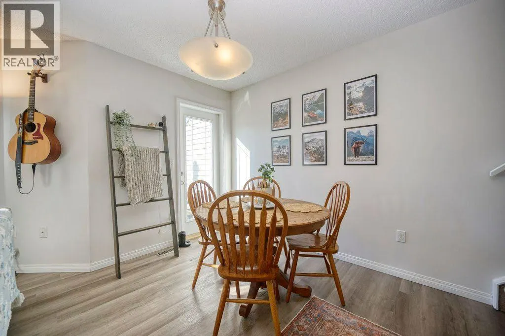 165 Bayside Point SW