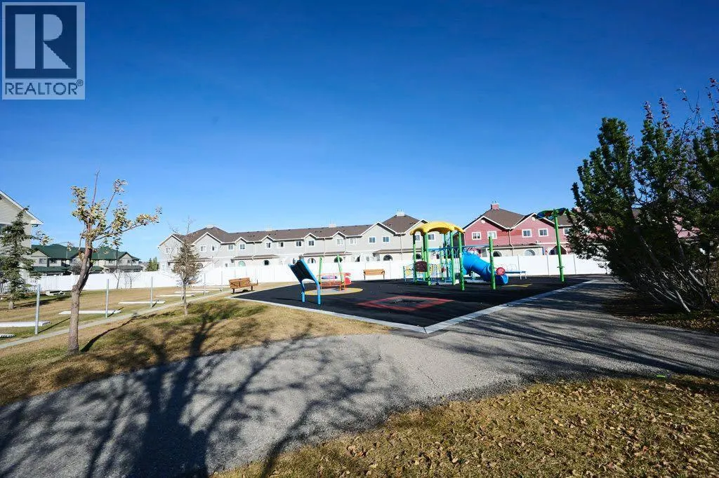 165 Bayside Point SW