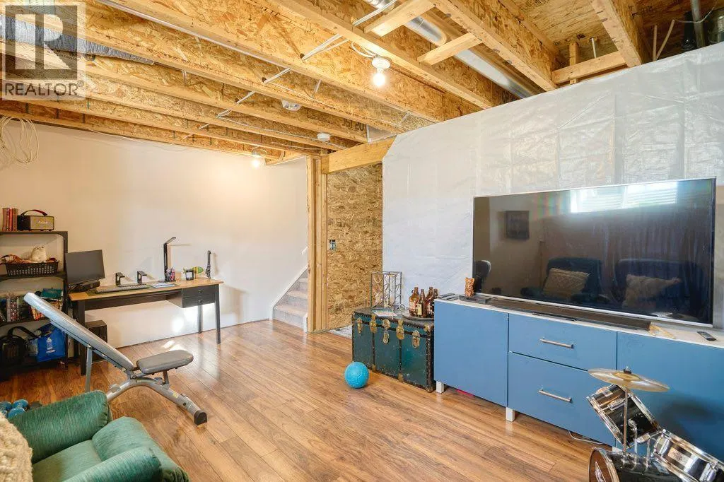 165 Bayside Point SW