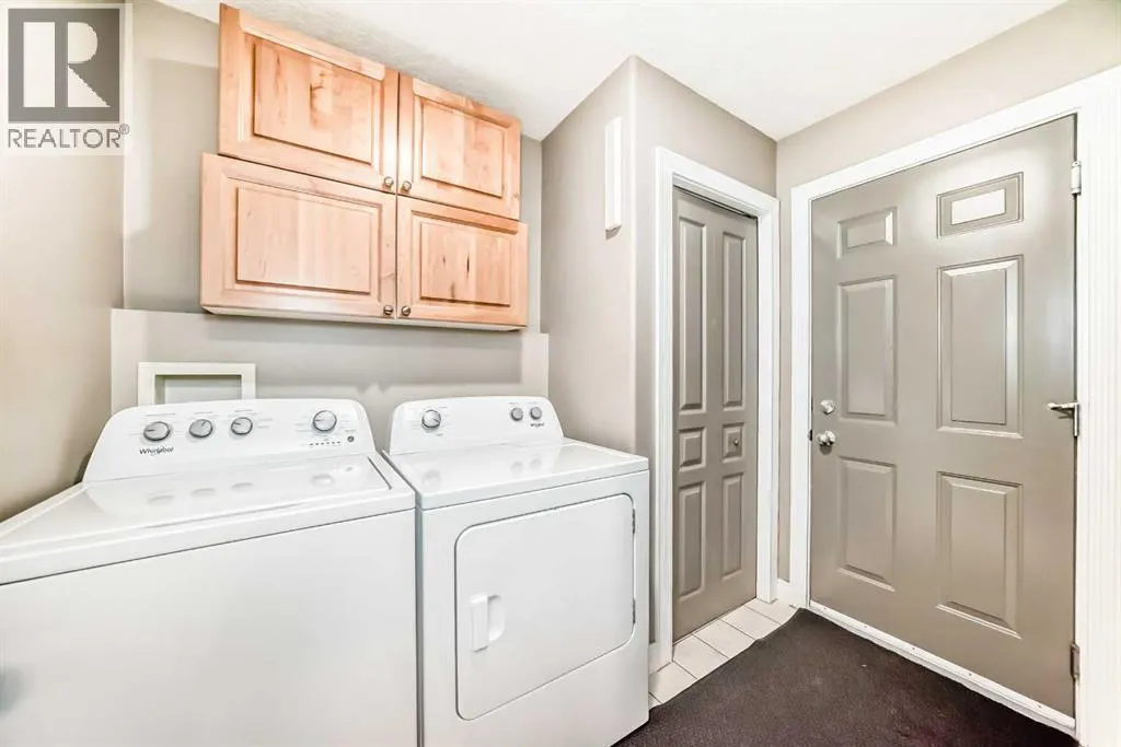 146 Scenic View Close NW