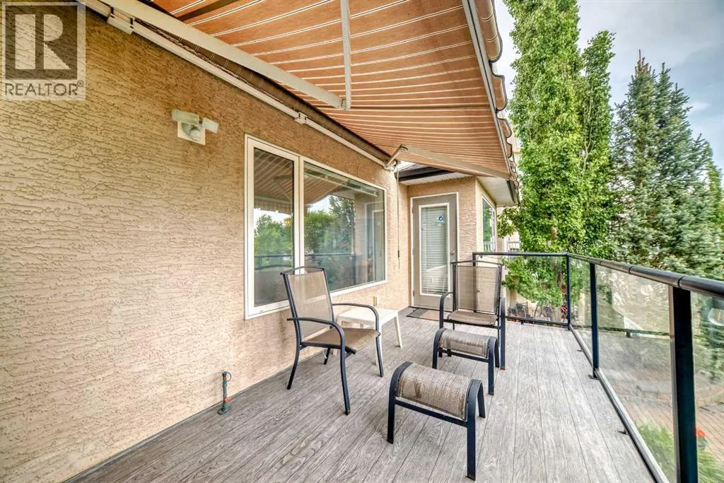 146 Scenic View Close NW