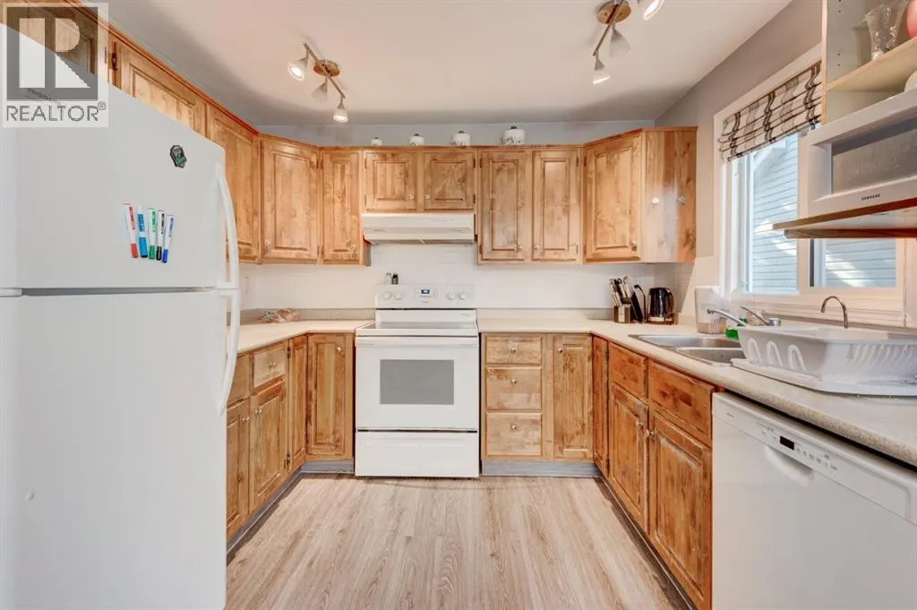 19 Woodglen Grove SW