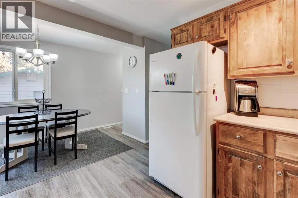 19 Woodglen Grove SW