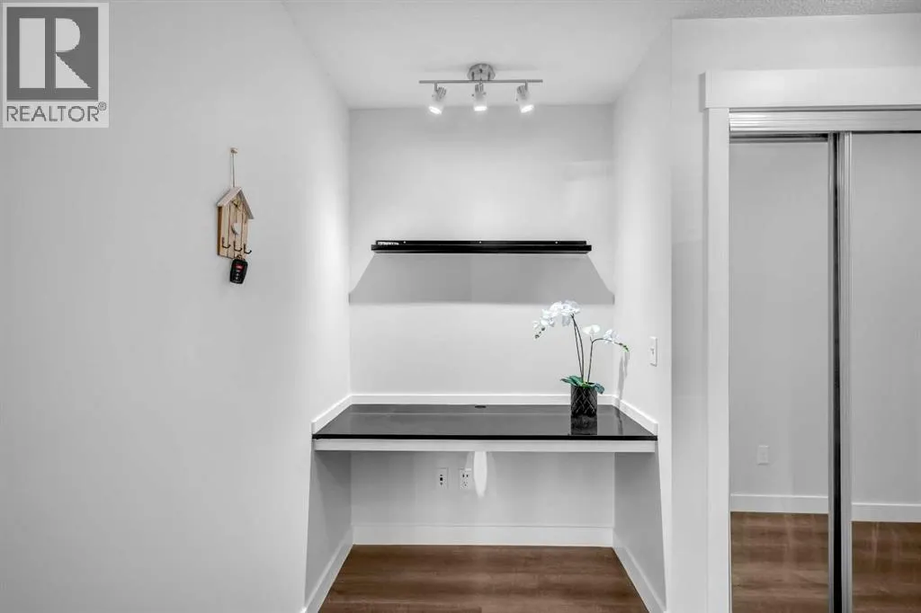 4107, 240 Skyview Ranch Road NE