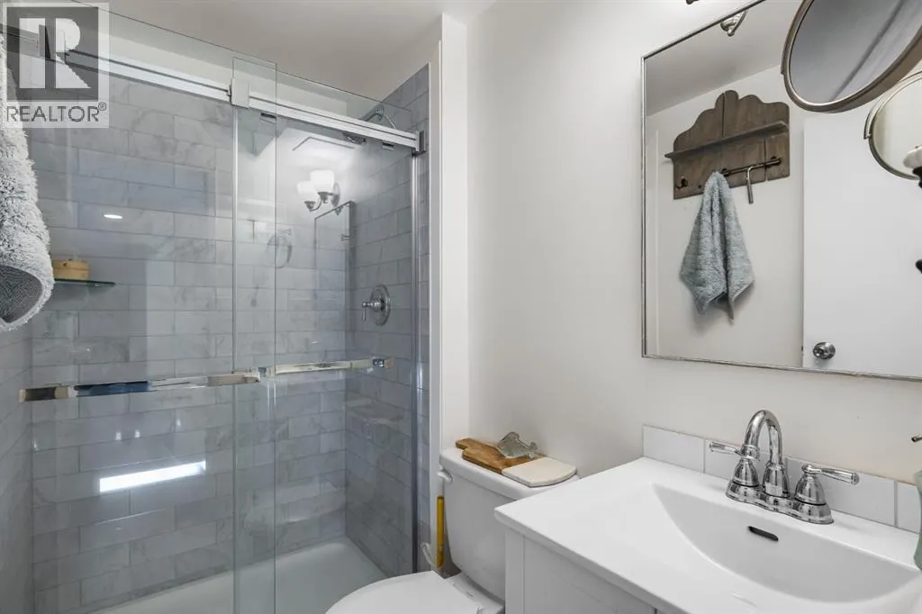 217 Acacia Crescent SE