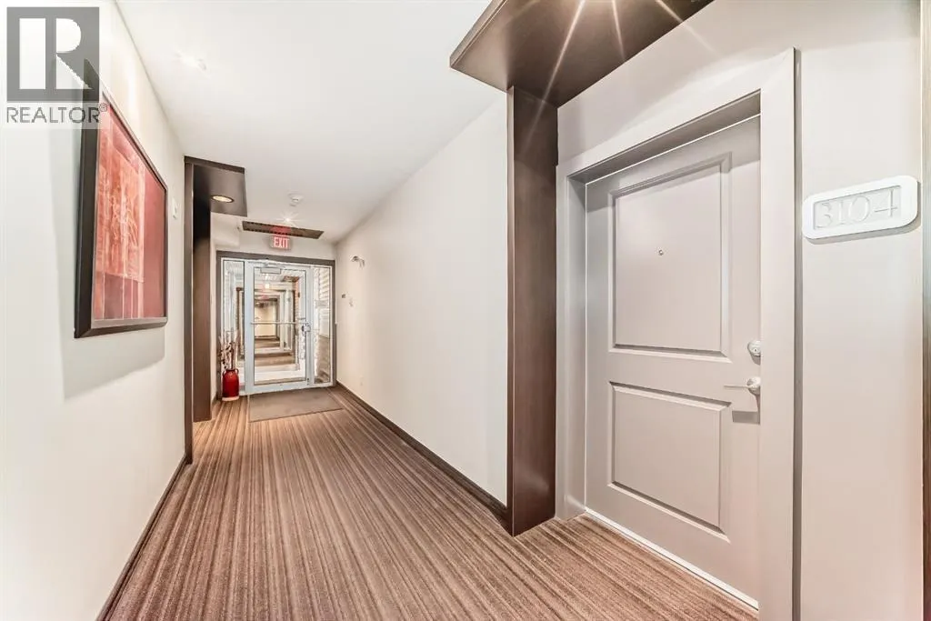 3104, 15 Sunset Square