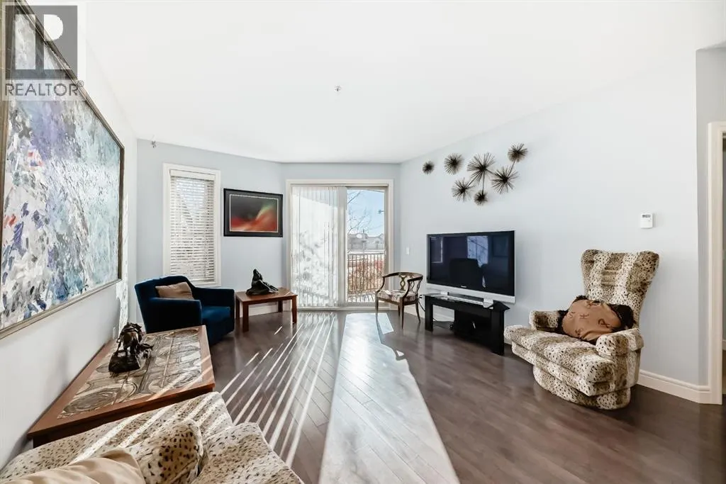 3104, 15 Sunset Square