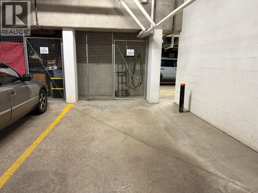 3104, 15 Sunset Square