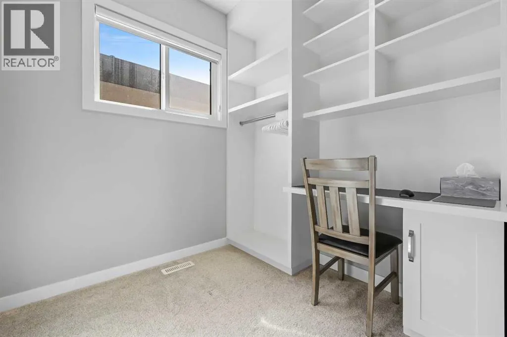 224 Cranbrook Drive SE