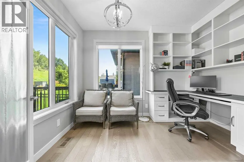 224 Cranbrook Drive SE