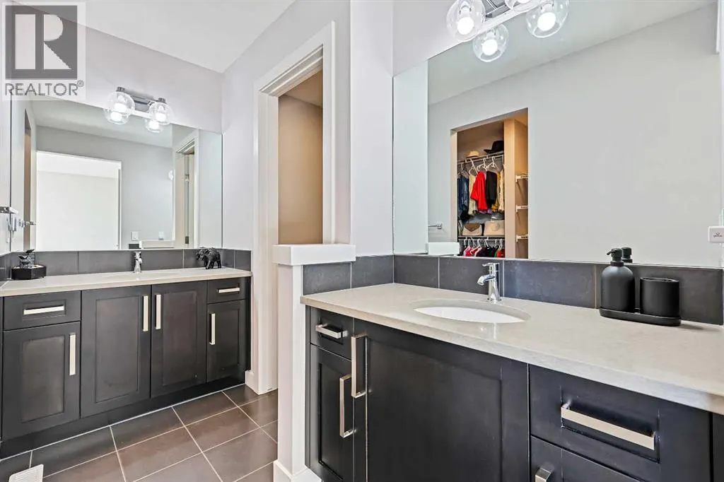 277 Waterford Boulevard