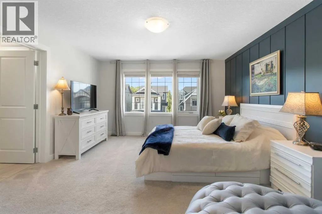 112 Fireside Crescent