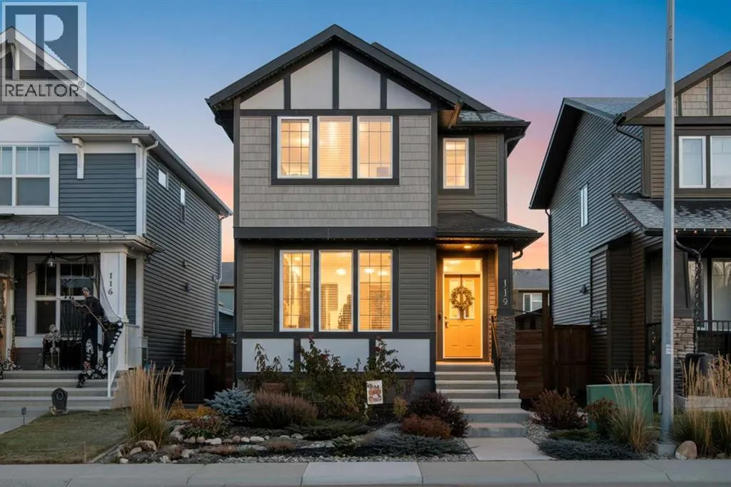 112 Fireside Crescent