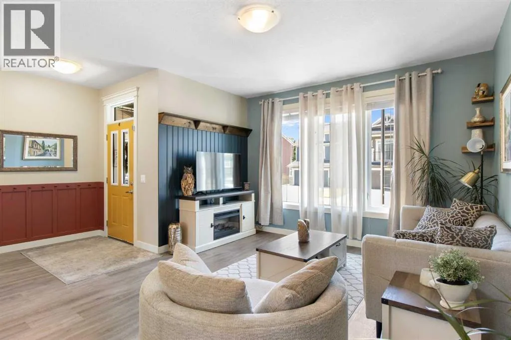 112 Fireside Crescent