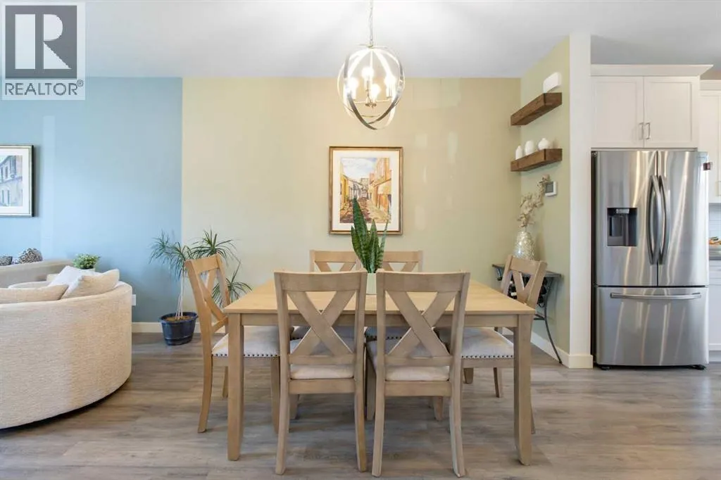 112 Fireside Crescent