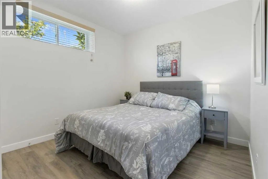 112 Fireside Crescent