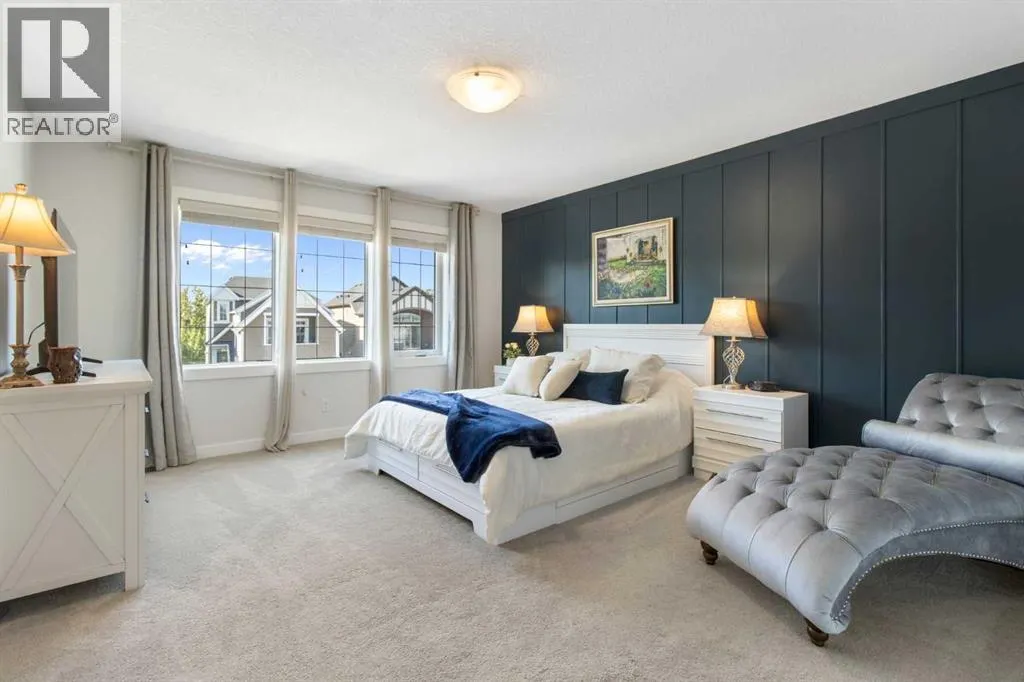 112 Fireside Crescent