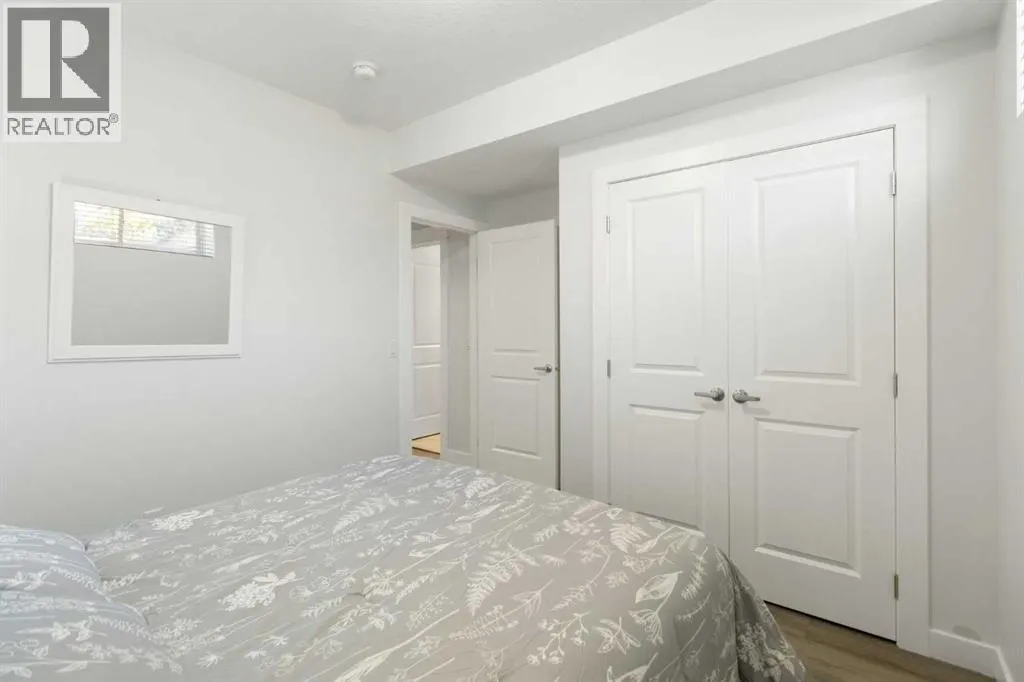 112 Fireside Crescent