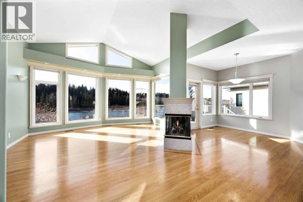 103 West Terrace Point