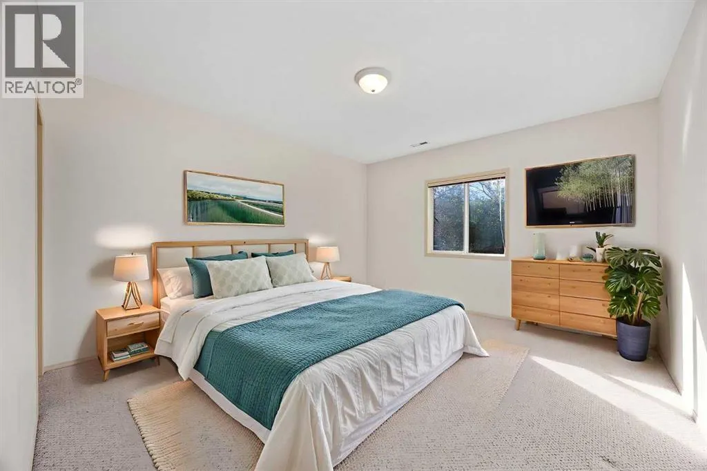 103 West Terrace Point