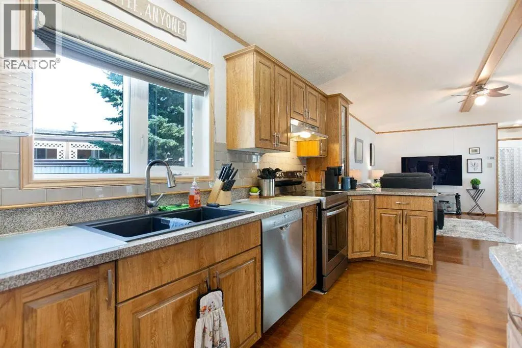 264, 99 Arbour Lake Road NW