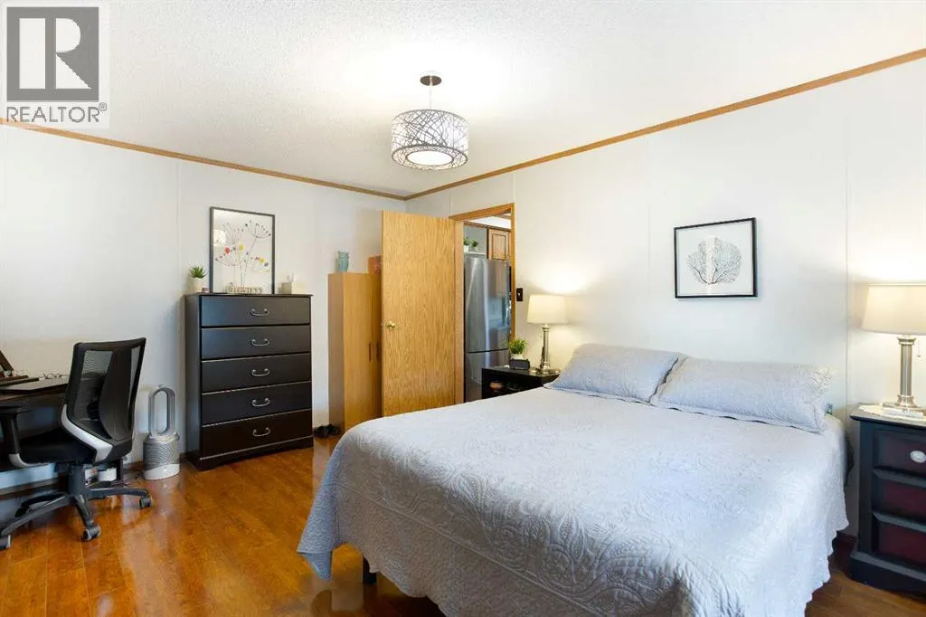 264, 99 Arbour Lake Road NW