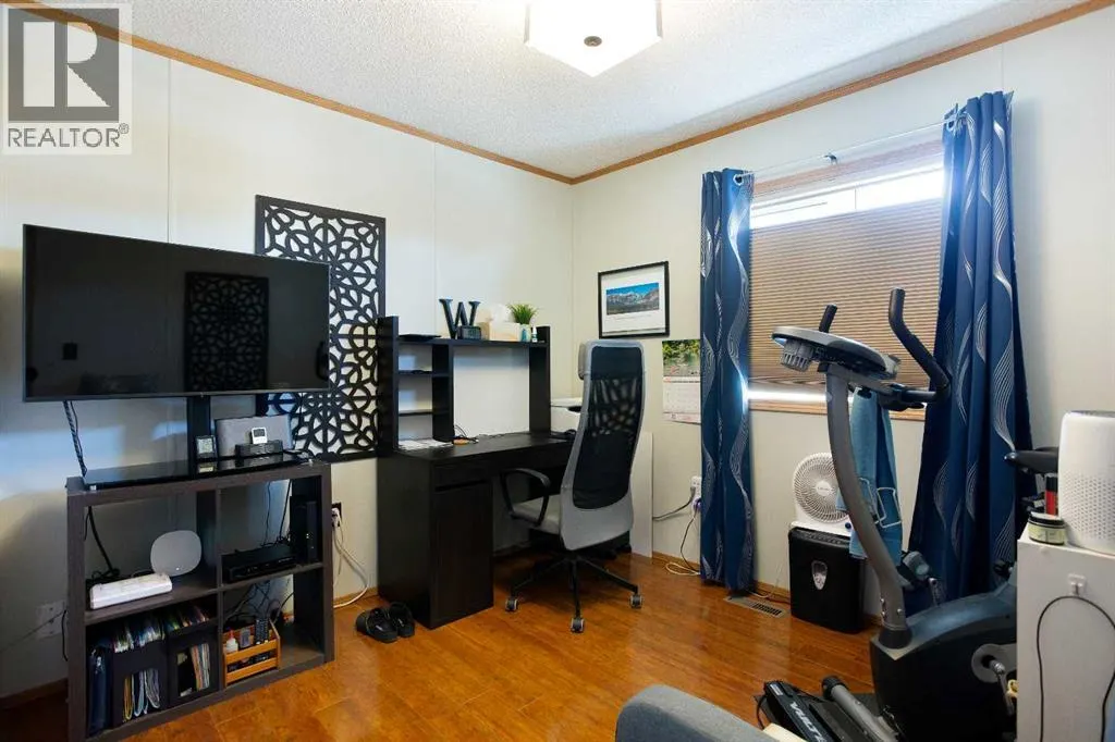 264, 99 Arbour Lake Road NW