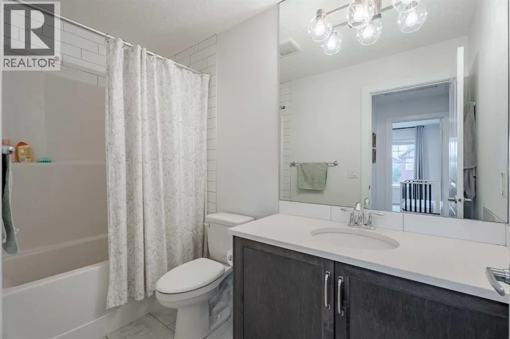 2148 Ravensdun Crescent SE