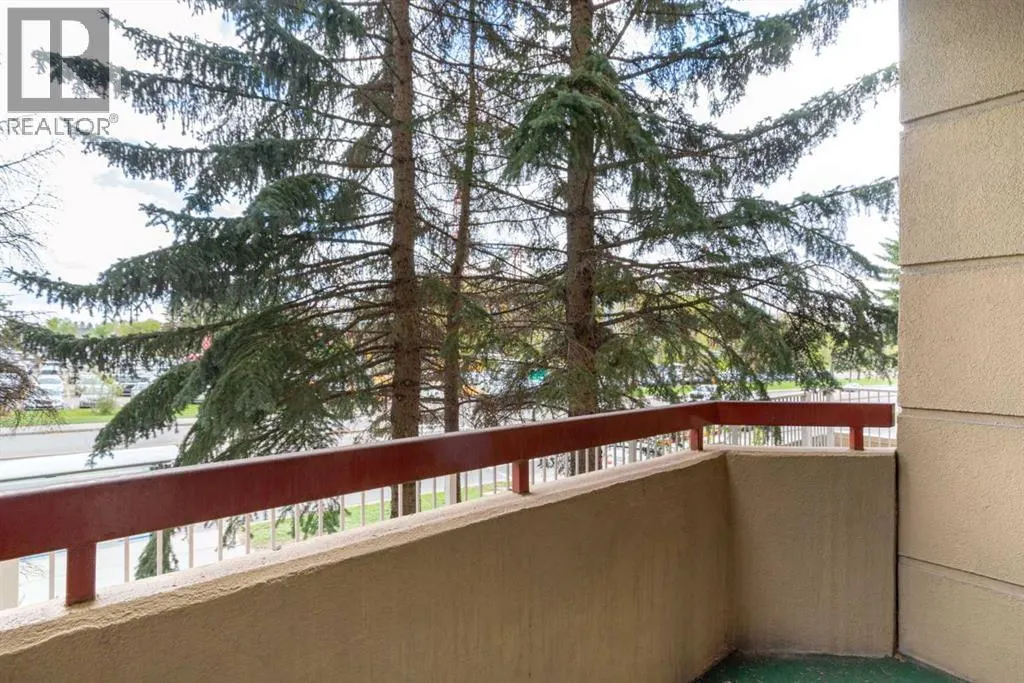 103, 2011 University Drive NW