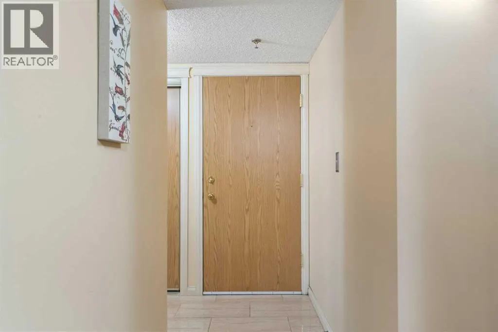 103, 2011 University Drive NW