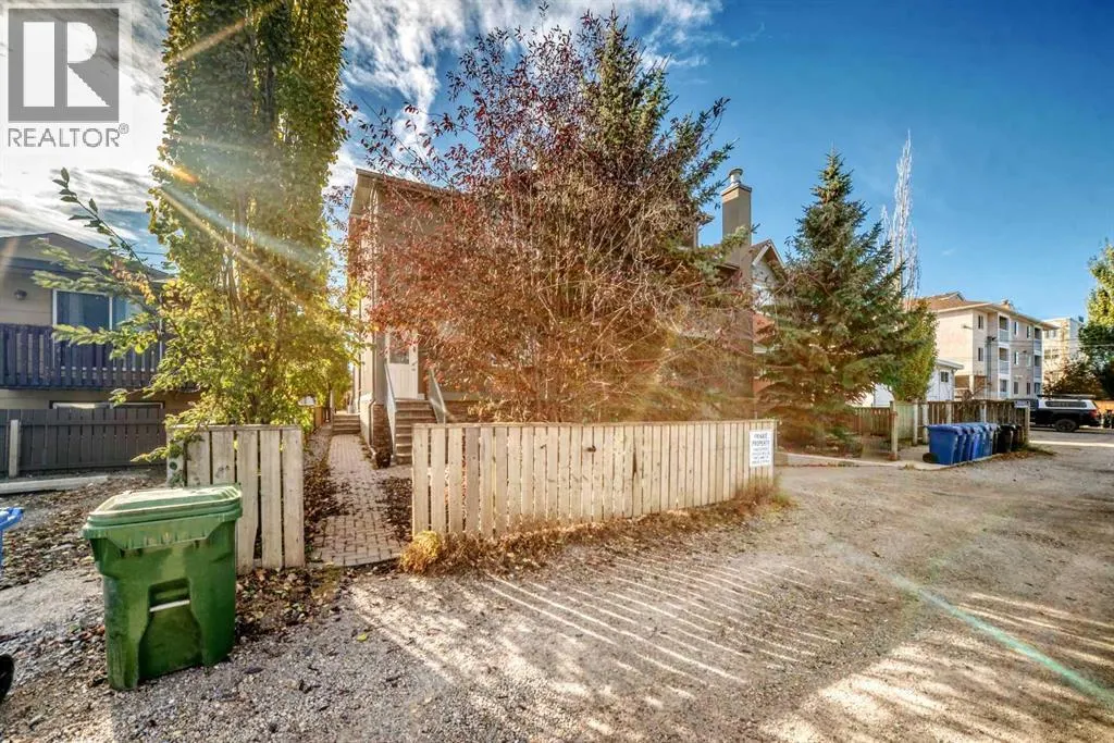 7716 bowness Road NW