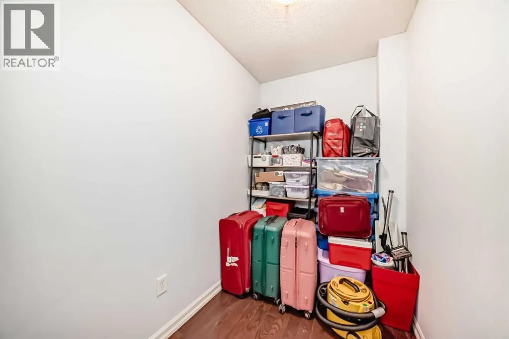 7716 bowness Road NW