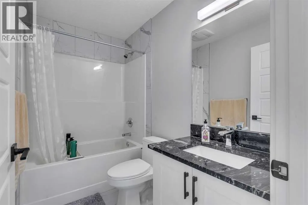 111 Kinniburgh Crescent