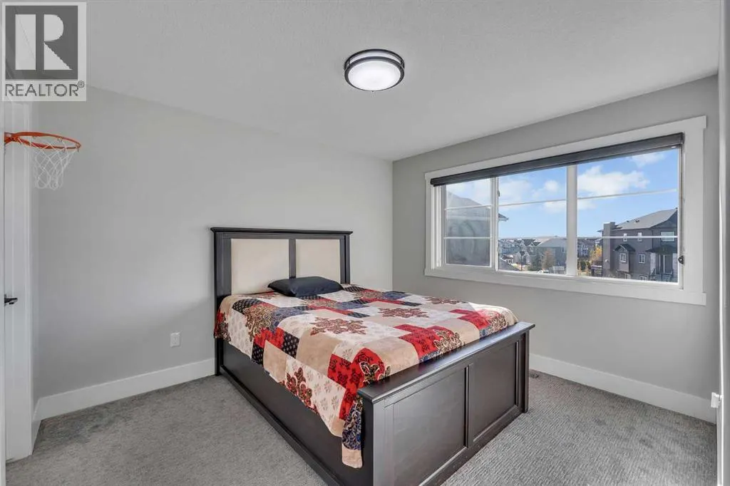 111 Kinniburgh Crescent