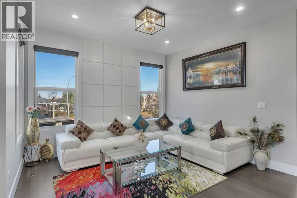 111 Kinniburgh Crescent