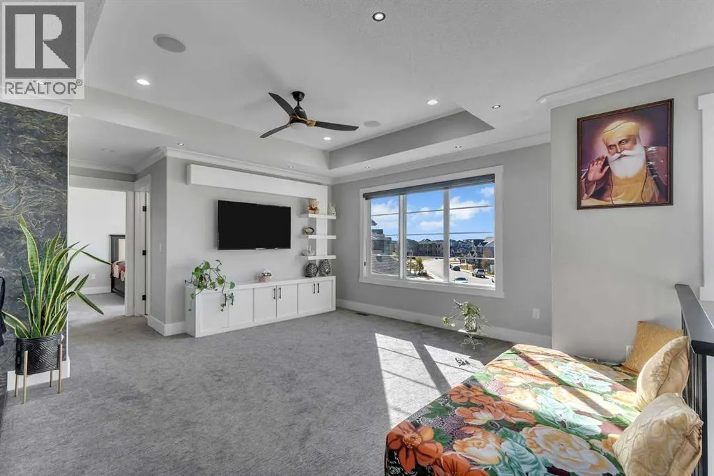 111 Kinniburgh Crescent