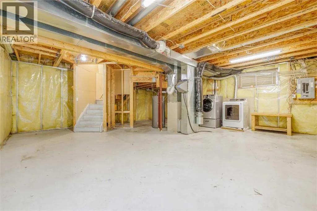 6013 Saddlehorn Drive NE