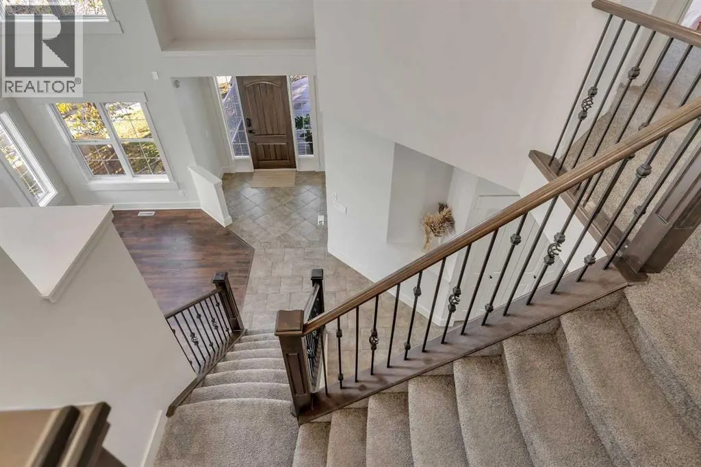 315 Crystal Green Close