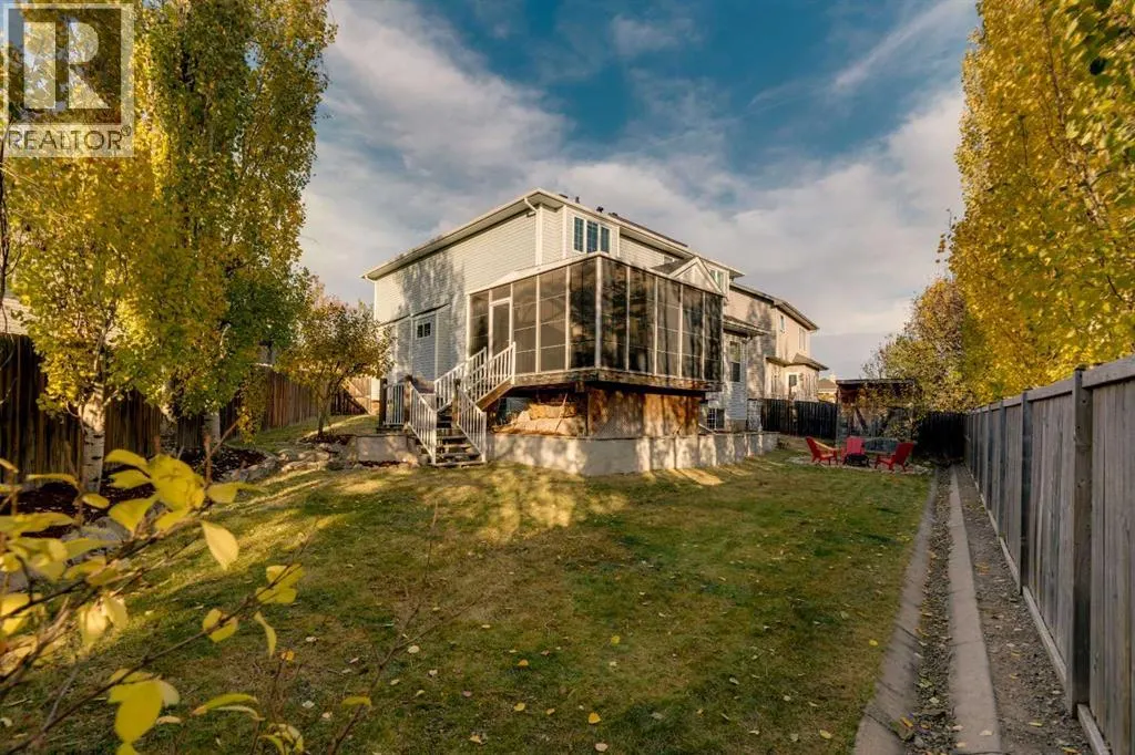 315 Crystal Green Close