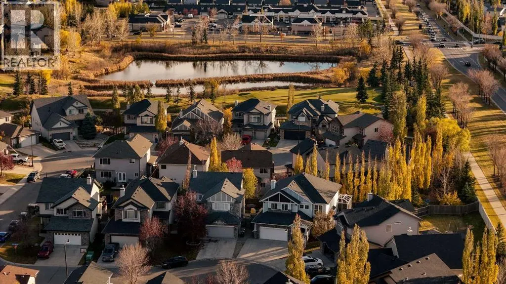 315 Crystal Green Close