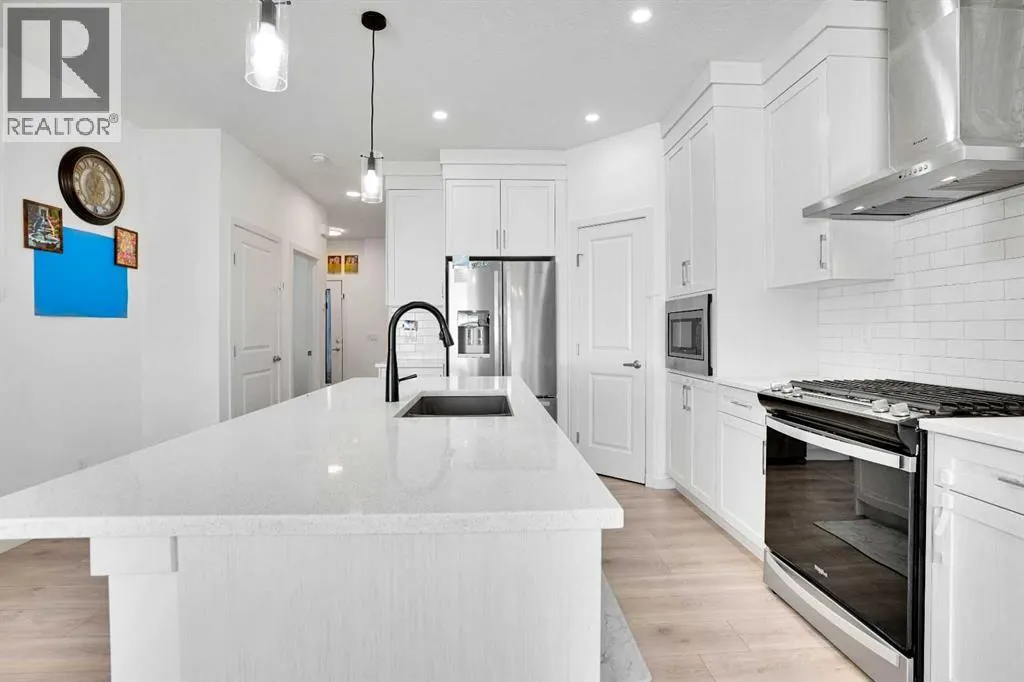 1517 Bayview Point SW