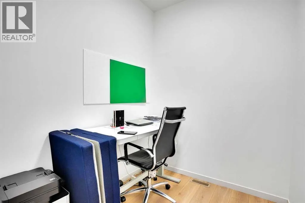 1517 Bayview Point SW