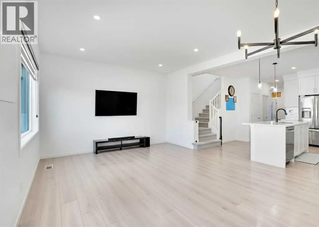 1517 Bayview Point SW