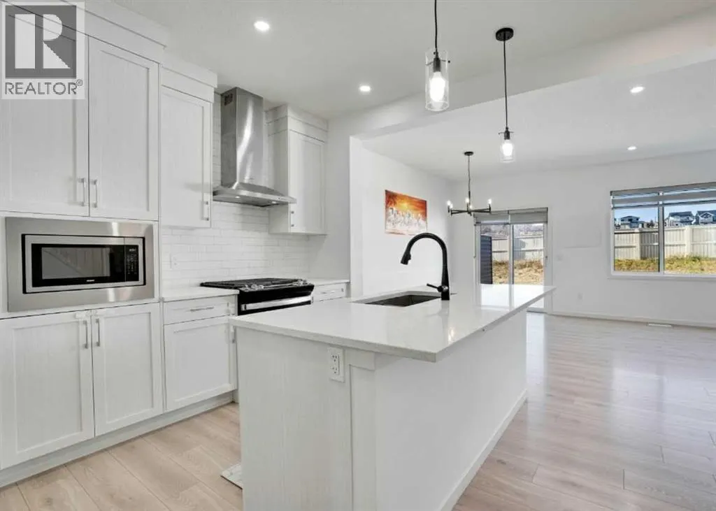 1517 Bayview Point SW