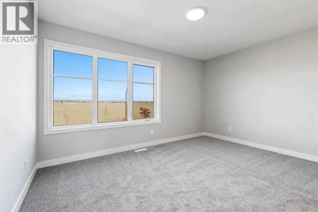 7031 Rangeview Avenue SE