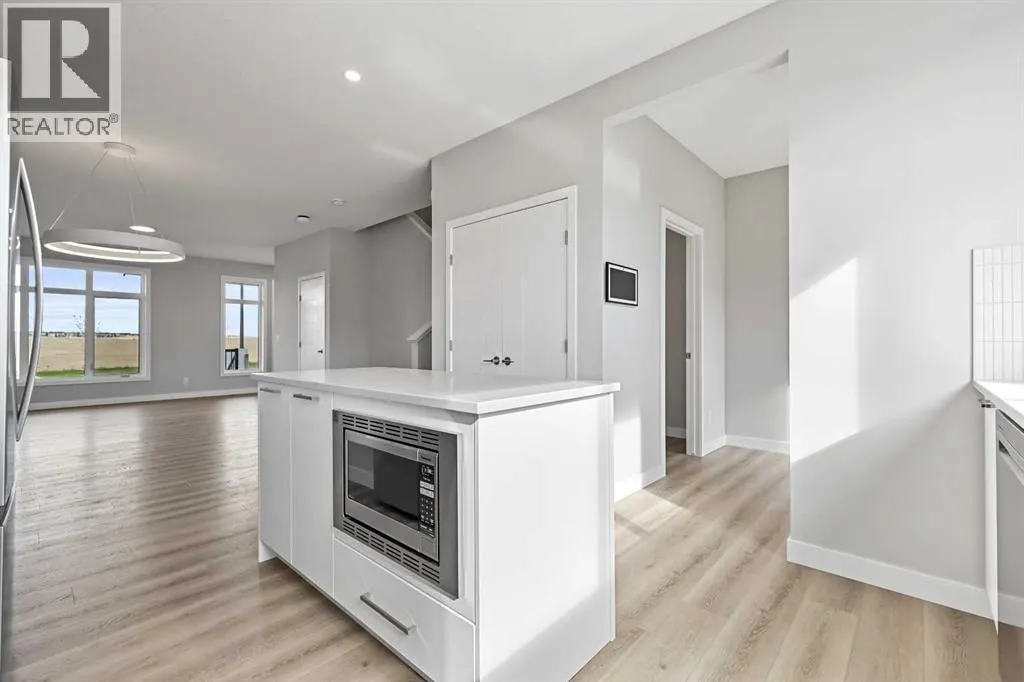 7019 Rangeview Avenue SE