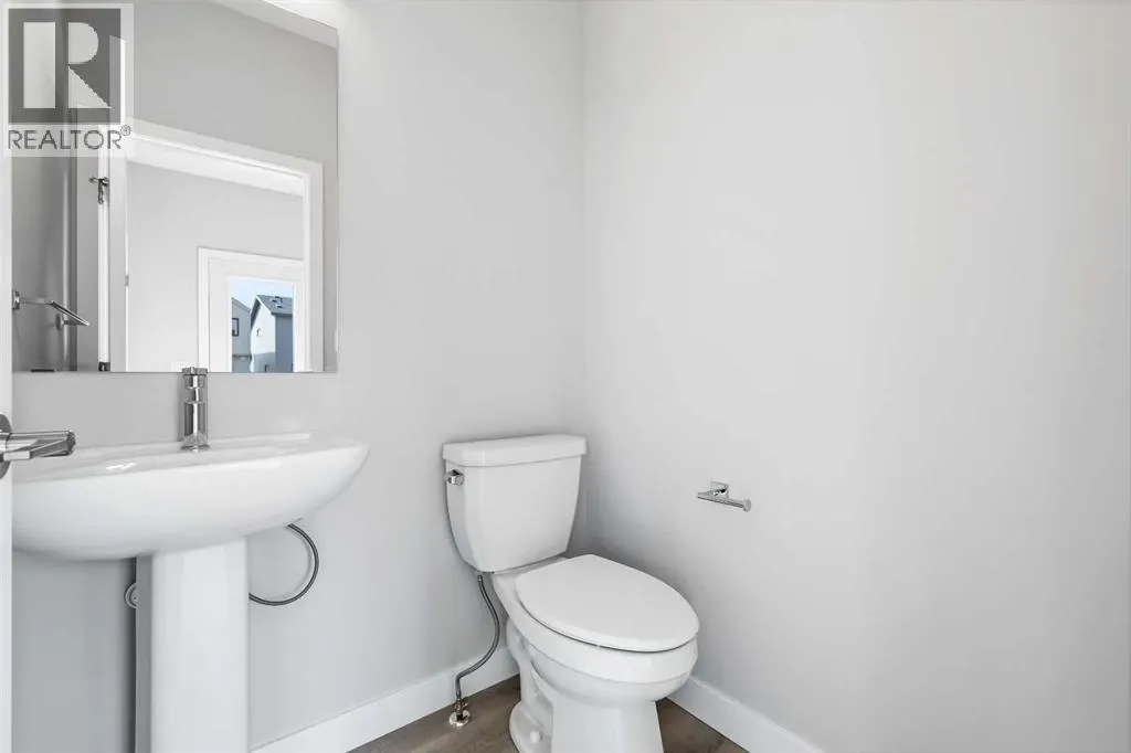 7019 Rangeview Avenue SE