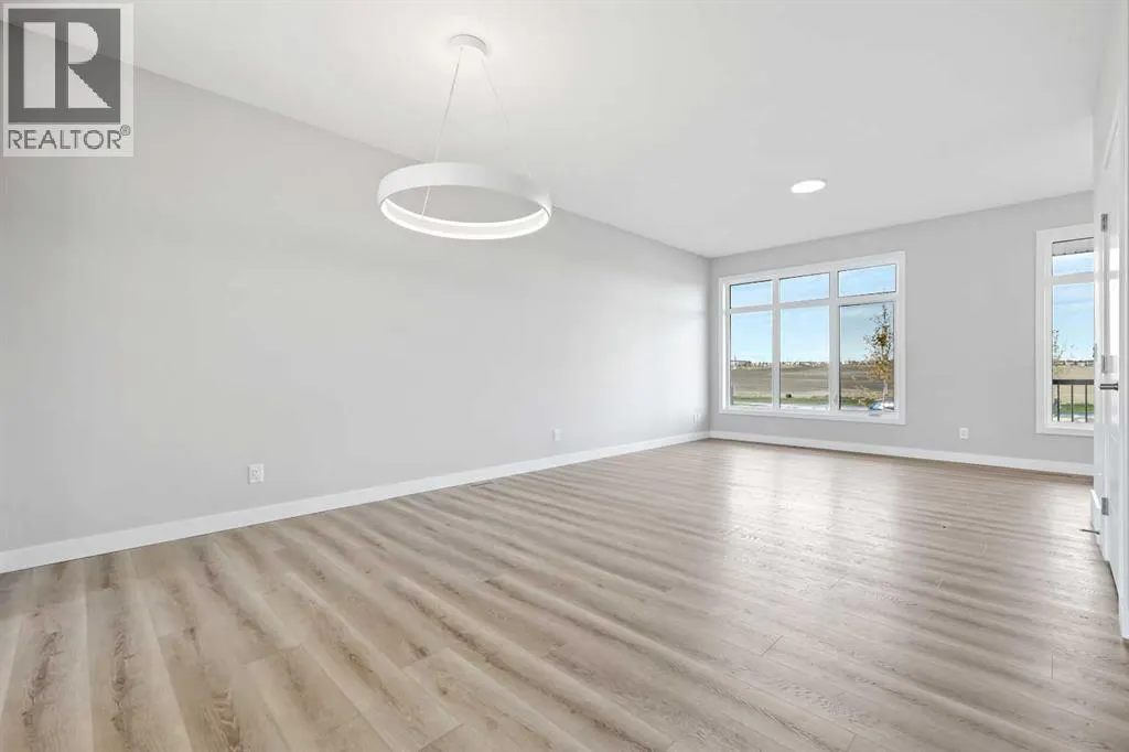 7019 Rangeview Avenue SE